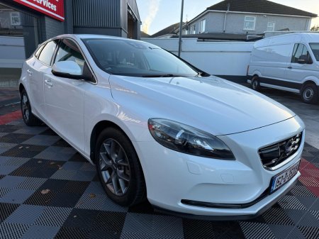 2015 Volvo V40 VOLVO 2.0 DIESEL  5DR AUTO 40 SERIES , FINANCE FROM €45 p/w & €2,950 , SERVICE , NCT , WARRANTY , ELECTRIC MEMORY SEATS , TIP TRONIC , CRUISE CONTROL , PARKING SENSORS , €10,950