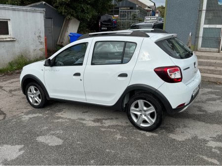 2015 Dacia Sandero Stepway Very low mileage €7,900