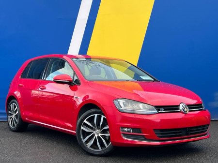 2017 Volkswagen Golf HIGHLINE 1.4 TSI AUTO // FULL SERVICE HISTORY // TORNADO RED PAINT FINISH // 17