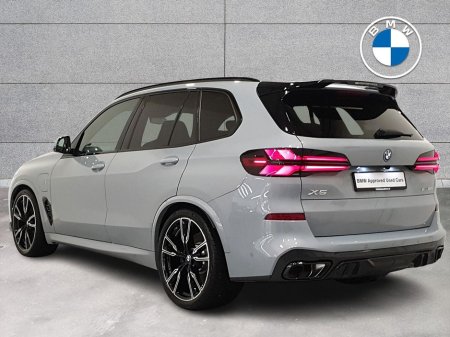 2025 BMW X5 xDrive50e M Sport