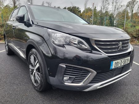 2020 Peugeot 5008  €23,999