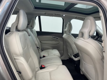 2020 Volvo XC90 B5 (235hp) AWD Inscription Auto €45,950