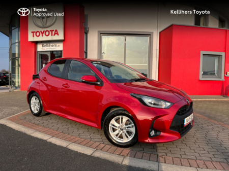2024 Toyota Yaris YARIS HYBRID LUNA