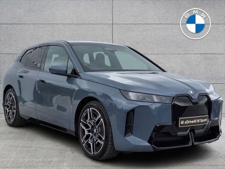 2025 BMW iX xDrive45 M Sport