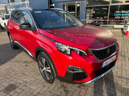 2020 Peugeot 5008 