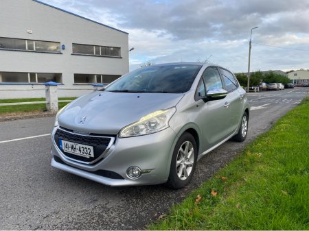 2014 Peugeot 208 1.2 VTI STYLE 82BHP 5DR DIESEL