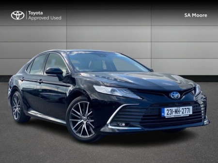 2023 Toyota Camry PLATINUM EDITION €41,700
