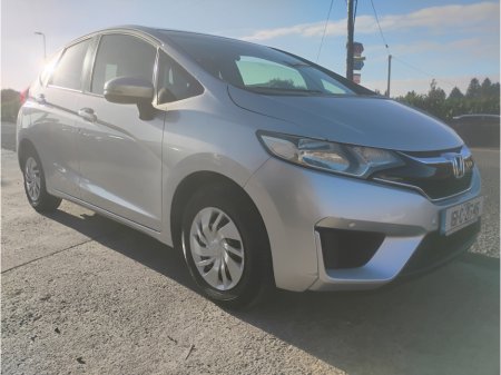 2016 Honda Fit 2016 HONDA FIT AUTOMATIC