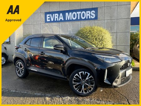 2022 Toyota Yaris Cross Z HYBRID AUTOMATIC 1.5 PETROL //LOW MILES//HEATED SEATS AND STEERING WHEEL//KEYLESS ENTRY//ADAPTIVE CRUISE CONTROL//