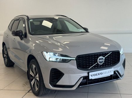 2023 Volvo XC60 T6 Recharge PHEV 350hp AT8 Plus Dark