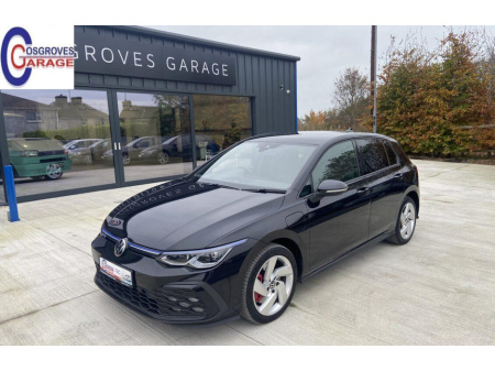 2021 Volkswagen Golf GTE S-A €30,950