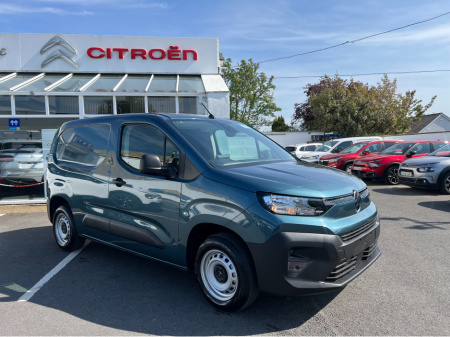 2025 Citroen Berlingo Enterprise 6 speed 100 cv (price ex vat)