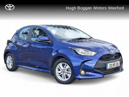 2022 Toyota Yaris HYBRID LUNA AUTOMATIC!