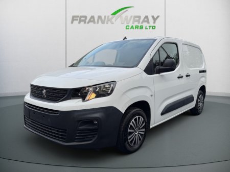 2020 Peugeot Partner PEUGEOT PARTNER PROFESSIONAL L1 BLUE HDI**NO VAT**FSH**3 SEATER**FRONT FOG LIGHTS**MINT** €10,650