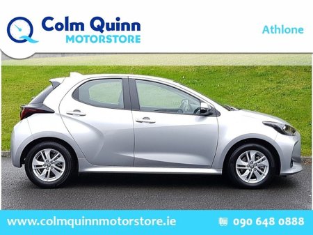 2023 Toyota Yaris LUNA 1.5 HYBRID AUTO HATCHBACK €20,995