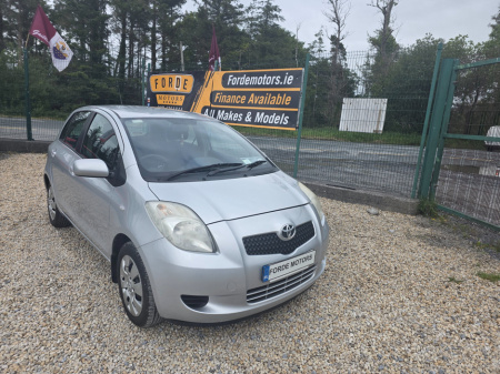 2007 Toyota Yaris 1.0 VVT-I Luna MY06 €3,450