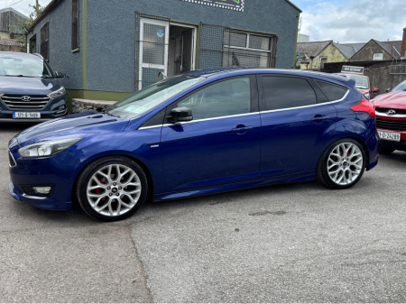 2015 Ford Focus ZETEC S 120PS €11,800