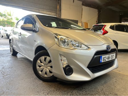 2016 Toyota Aqua 1.5 DAA-NHP10 5DR AUTO