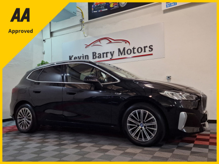 2022 BMW 2 Series 225E LUXURY X-DRIVE AUTOMATIC **ONE OWNER / APPLE CARPLAY / CRUISE CONTROL / ELECTRIC & MEMORY DRIVER SEAT / FULL LEATHER / HEATED & MASSAGE SEATS / HEATED STEERING WHEEL / SAT NAV / REVERSE CAMERA** €34,900