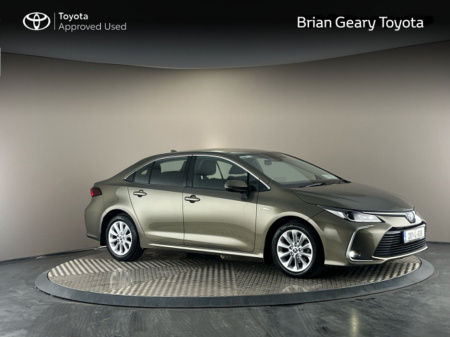 2020 Toyota Corolla HYBRID LUNA SALOON