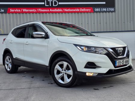 2017 Nissan Qashqai 1.5 DSL SV €13,950