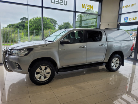2018 Toyota Hilux DOUBLE CAB SR5 4DR CREWCAB €29,500