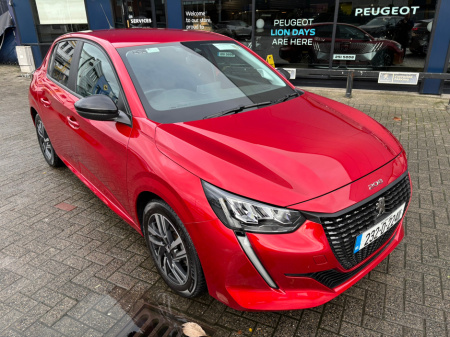 2023 Peugeot 208  €18,950