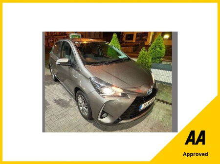 2019 Toyota Yaris Petrol Hybrid Luna Auto