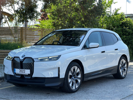 2022 BMW iX XDRIVE40 SPORT ...HARMAN SOUND SYSTEM...DRIVER SEAT MASSAGE ..  FINANCE AVAIALBLE...WARRANTY INCLUDED