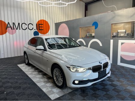 2017 BMW 3 Series BMW 320D AUTOMATIC LUXURY / 64k KMs / HEATED LEATHER , REVERSE CAMERA , ADAPTIVE CRUISE & MORE