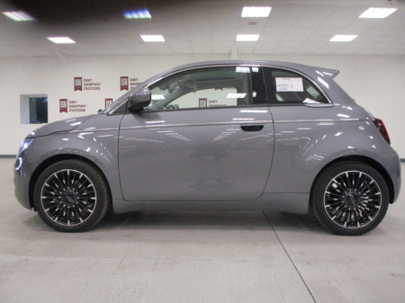 2025 Fiat 500e