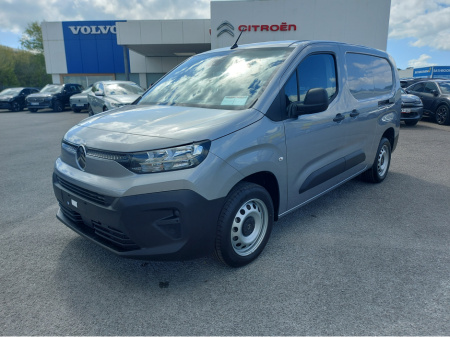 2025 Citroen Berlingo Berlingo LWB LX PLUS 100bhp 1T €31,530