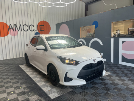 2022 Toyota Yaris ONLY €17950 YARIS AUTOMATIC 1.0 PETROL / 40k KMs / REVERSE CAMERA & MORE €17,950
