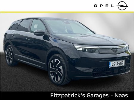 2025 Opel Grandland GS HYBRID Demo with 3.9% Finance Available & Price Includes €1,000 Scrappage Allowance