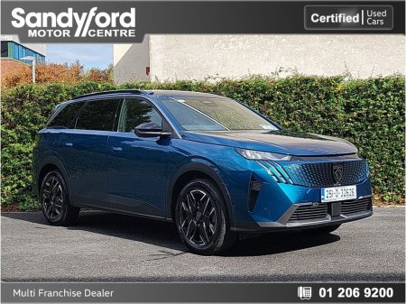 2025 Peugeot 5008 1.2 Hybrid 136bhp E-DCS6 Allure €48,950