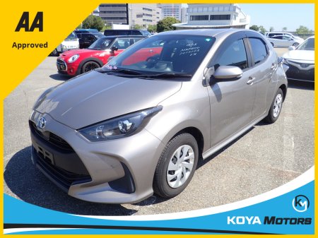 2020 Toyota Yaris 1.5 PETROL HYBRID AUTOMATIC // FULL PARK ASSIST // REVERSING CAMERA €15,950
