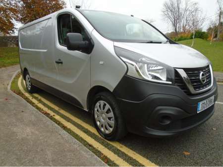 2017 Nissan NV300 LWB 120 XE 4DR €8,950