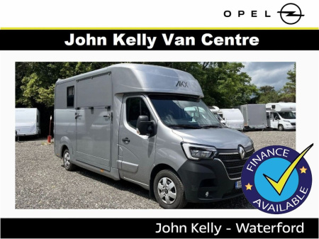 2024 Renault Master STX SINGLE CAB HORSEBOX - STEPHEX IRELAND