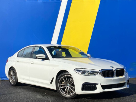2019 BMW 5 Series 523d M-SPORT XDRIVE AUTO // NEW NCT // HEADS-UP DISPLAY // POWERED HALF ALCANTARA M-SPORT SEATS