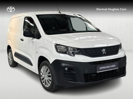 2022 Peugeot Partner 