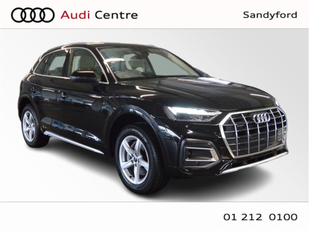 2025 Audi Q5 50 TFSI-E QUATTRO SE