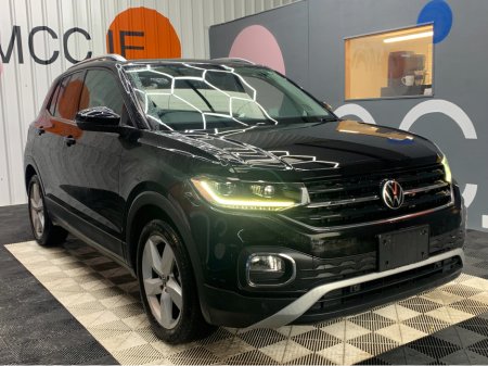 2022 Volkswagen T-Cross T-CROSS TSI / 42k KMs / Automatic / Reverse Camera, Adaptive Cruise Control & More