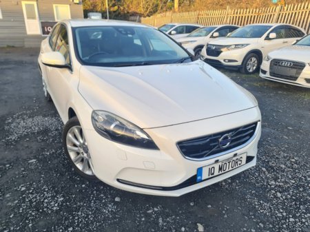 2013 Volvo V40 1.6Petrol T4 SE Automatic  (3687)