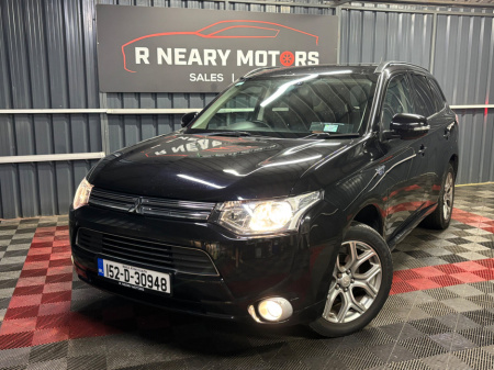 2015 Mitsubishi Outlander PHEV Intense+