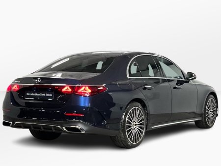 2025 Mercedes-Benz E Class 300de AMG - 20 Inch Alloys - Reversing Camera - Ambient Lighting - Sat Nav - Climate Control - Electric Heated Memory Seats - Keyless Start - Apple CarPlay/Android Auto €91,156