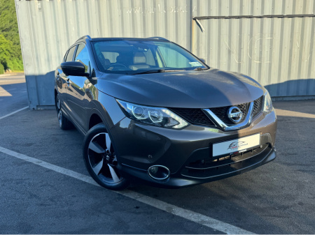 2017 Nissan Qashqai 1.2 SV PREMIUM '17 4DR