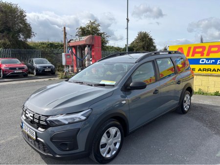 2023 Dacia Jogger ESSENTIAL TCE 110 NBI 5 €18,250