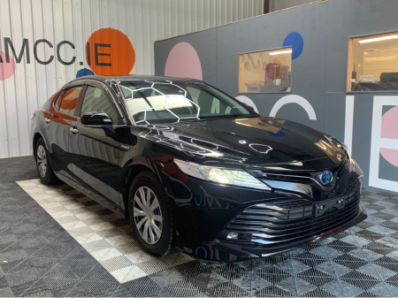 2018 Toyota Camry 2.5 HYBRID AUTOMATIC / 45k KMs / Reverse Camera & Cruise Control