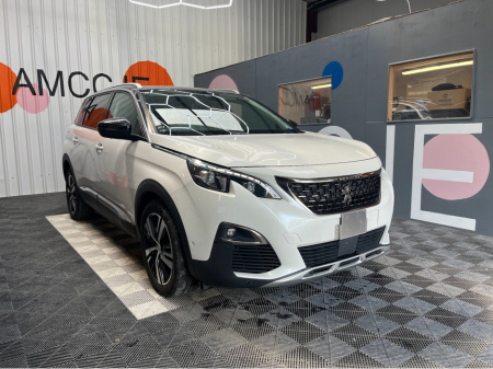 2018 Peugeot 5008 1.6 PETROL / 68k KMs / REVERSE CAMERA , ADAPTIVE CRUISE & MORE