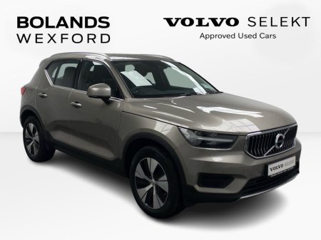 2022 Volvo XC40 PHEV T4 (197hp) Insciption Exp FWD